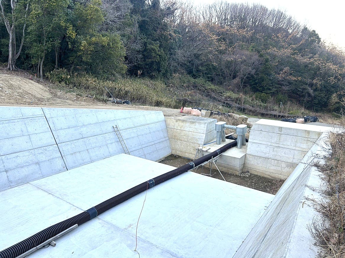 西川　事業間連携砂防工事/重成土建